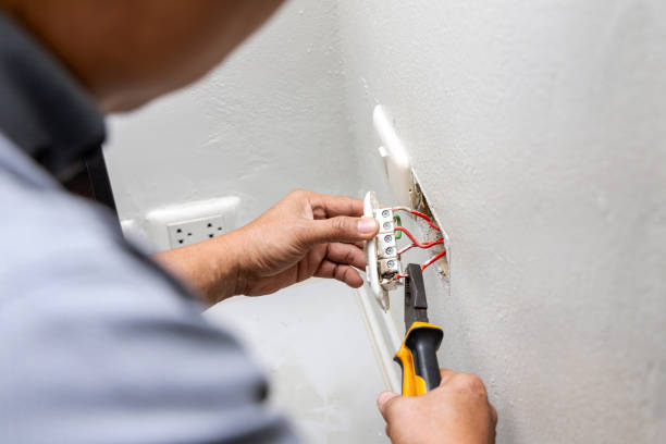 Best Licensed Electrician  in Manchester, WA